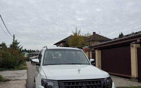 Mitsubishi Pajero IV, 2019 год, 4 850 000 рублей, 4 фотография