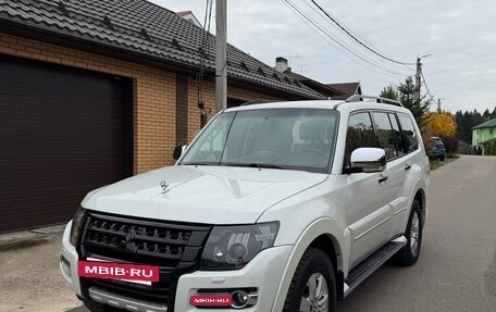 Mitsubishi Pajero IV, 2019 год, 4 850 000 рублей, 5 фотография
