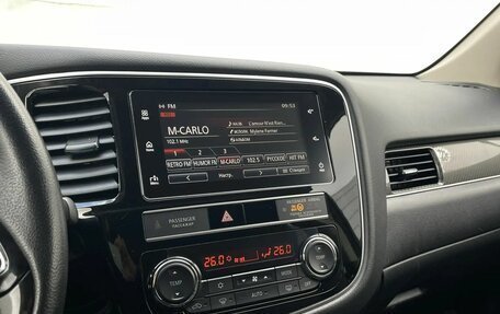 Mitsubishi Outlander III рестайлинг 3, 2019 год, 2 649 000 рублей, 19 фотография