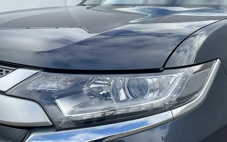 Mitsubishi Outlander III рестайлинг 3, 2019 год, 2 649 000 рублей, 24 фотография