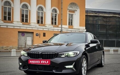 BMW 3 серия, 2019 год, 3 300 000 рублей, 2 фотография