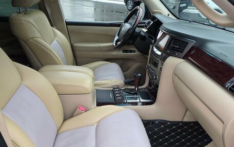 Lexus LX III, 2008 год, 2 430 000 рублей, 11 фотография