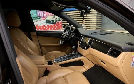 Porsche Macan I рестайлинг, 2018 год, 3 450 000 рублей, 6 фотография