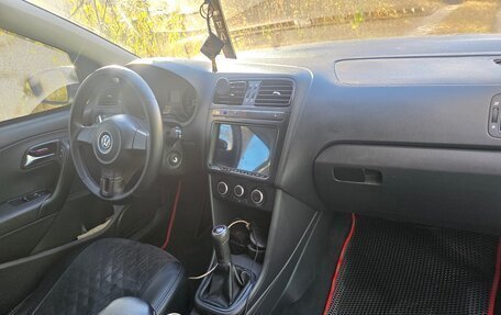 Volkswagen Polo VI (EU Market), 2011 год, 650 000 рублей, 6 фотография