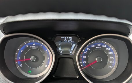 Hyundai Elantra V, 2013 год, 710 000 рублей, 1 фотография