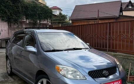 Toyota Matrix, 2004 год, 670 000 рублей, 1 фотография
