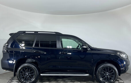 Toyota Land Cruiser Prado 150 рестайлинг 2, 2020 год, 5 997 000 рублей, 4 фотография
