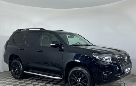 Toyota Land Cruiser Prado 150 рестайлинг 2, 2020 год, 5 997 000 рублей, 3 фотография