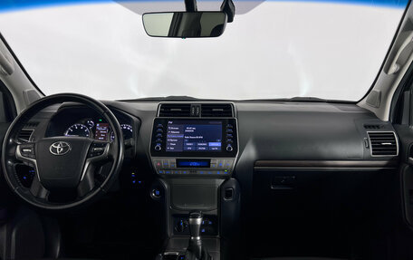 Toyota Land Cruiser Prado 150 рестайлинг 2, 2020 год, 5 997 000 рублей, 9 фотография