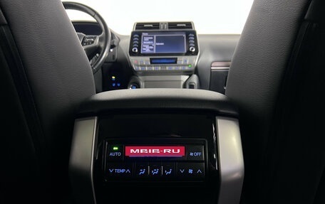Toyota Land Cruiser Prado 150 рестайлинг 2, 2020 год, 5 997 000 рублей, 18 фотография