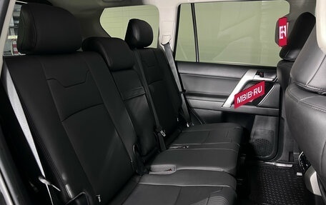 Toyota Land Cruiser Prado 150 рестайлинг 2, 2020 год, 5 997 000 рублей, 17 фотография