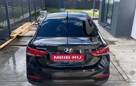Hyundai Solaris II рестайлинг, 2017 год, 1 050 000 рублей, 2 фотография