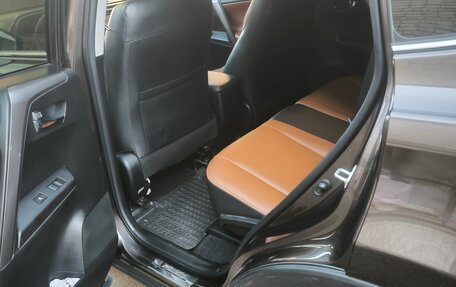 Toyota RAV4, 2019 год, 3 680 000 рублей, 9 фотография