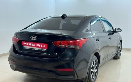 Hyundai Solaris II рестайлинг, 2017 год, 1 180 000 рублей, 4 фотография