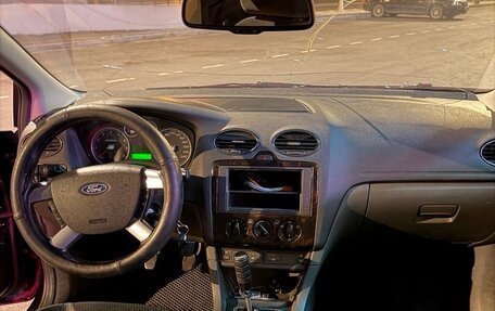 Ford Focus II рестайлинг, 2006 год, 13 фотография