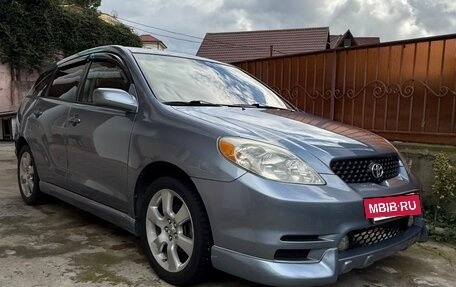 Toyota Matrix, 2004 год, 670 000 рублей, 7 фотография