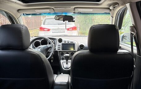 Toyota Matrix, 2004 год, 670 000 рублей, 23 фотография