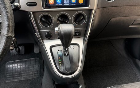 Toyota Matrix, 2004 год, 670 000 рублей, 20 фотография