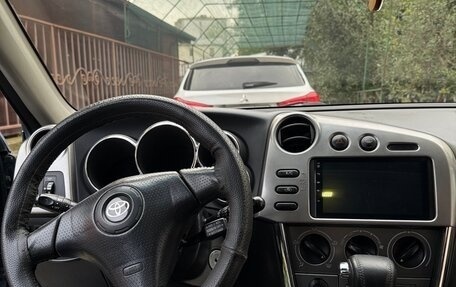 Toyota Matrix, 2004 год, 670 000 рублей, 19 фотография