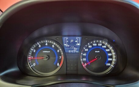 Hyundai Solaris II рестайлинг, 2016 год, 980 000 рублей, 10 фотография