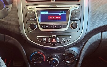 Hyundai Solaris II рестайлинг, 2016 год, 980 000 рублей, 14 фотография