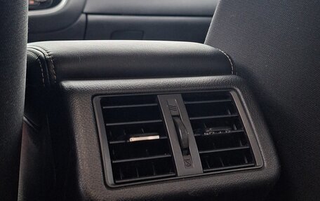 Mitsubishi Outlander III рестайлинг 3, 2019 год, 2 200 000 рублей, 6 фотография