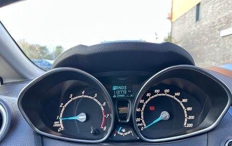 Ford Fiesta, 2015 год, 950 000 рублей, 7 фотография