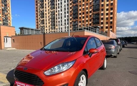 Ford Fiesta, 2015 год, 950 000 рублей, 2 фотография