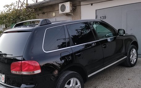 Volkswagen Touareg III, 2005 год, 730 000 рублей, 6 фотография