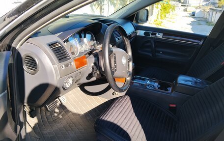 Volkswagen Touareg III, 2005 год, 730 000 рублей, 19 фотография