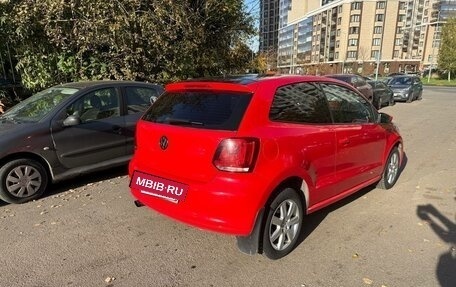 Volkswagen Polo VI (EU Market), 2011 год, 800 000 рублей, 4 фотография