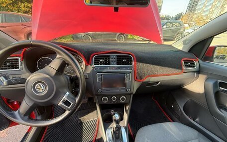 Volkswagen Polo VI (EU Market), 2011 год, 800 000 рублей, 10 фотография