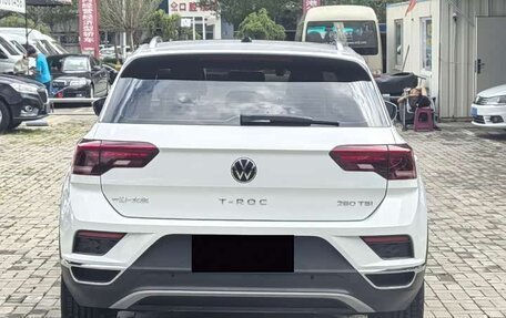Volkswagen T-Roc I, 2023 год, 1 150 000 рублей, 5 фотография