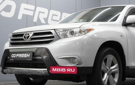 Toyota Highlander III, 2010 год, 2 180 000 рублей, 5 фотография