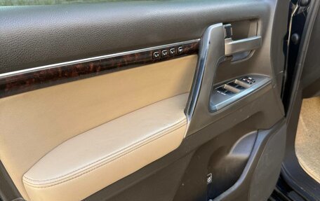 Toyota Land Cruiser 200, 2008 год, 2 980 000 рублей, 19 фотография
