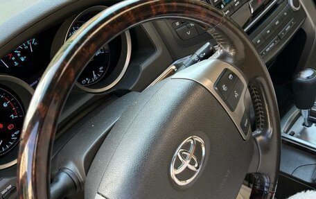 Toyota Land Cruiser 200, 2008 год, 2 980 000 рублей, 24 фотография
