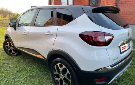 Renault Kaptur I рестайлинг, 2019 год, 1 890 000 рублей, 3 фотография
