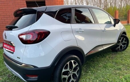 Renault Kaptur I рестайлинг, 2019 год, 1 890 000 рублей, 6 фотография
