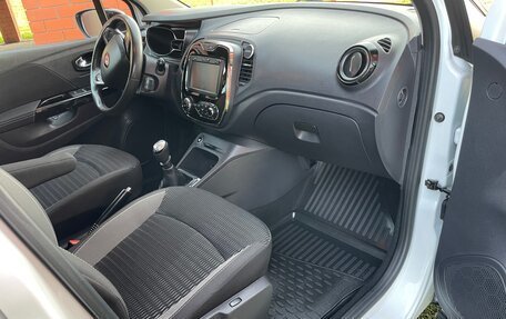 Renault Kaptur I рестайлинг, 2019 год, 1 890 000 рублей, 20 фотография