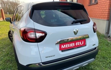 Renault Kaptur I рестайлинг, 2019 год, 1 890 000 рублей, 5 фотография
