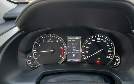 Lexus RX IV рестайлинг, 2019 год, 6 000 000 рублей, 15 фотография