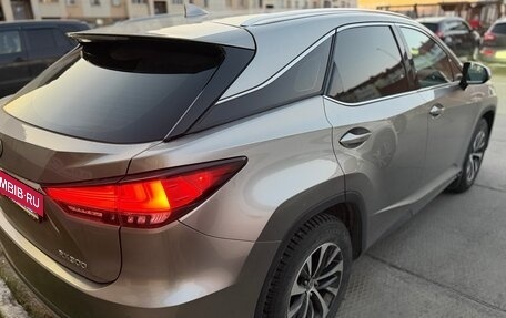 Lexus RX IV рестайлинг, 2019 год, 6 000 000 рублей, 5 фотография