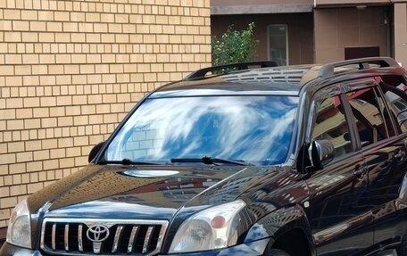 Toyota Land Cruiser Prado 120 рестайлинг, 2006 год, 2 100 000 рублей, 1 фотография