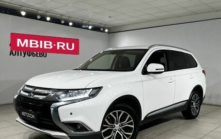 Mitsubishi Outlander III рестайлинг 3, 2018 год, 1 789 000 рублей, 1 фотография