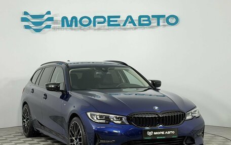 BMW 3 серия, 2020 год, 3 050 000 рублей, 3 фотография