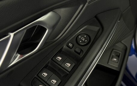 BMW 3 серия, 2020 год, 3 050 000 рублей, 12 фотография