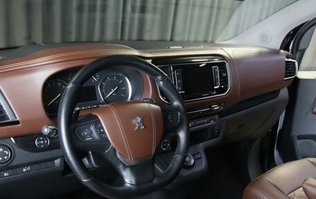 Peugeot Traveller I, 2018 год, 2 499 000 рублей, 9 фотография