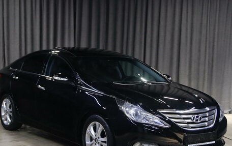 Hyundai Sonata VI, 2011 год, 999 000 рублей, 3 фотография
