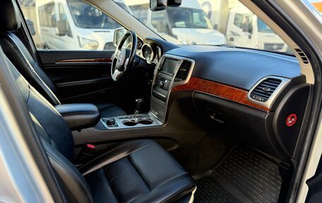 Jeep Grand Cherokee, 2012 год, 2 000 000 рублей, 11 фотография