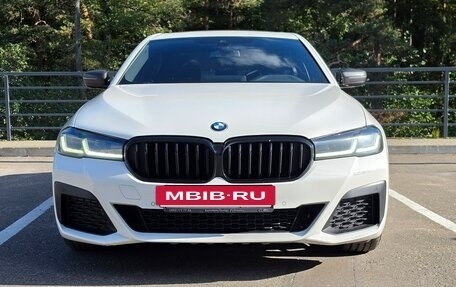 BMW 5 серия, 2021 год, 4 900 000 рублей, 8 фотография